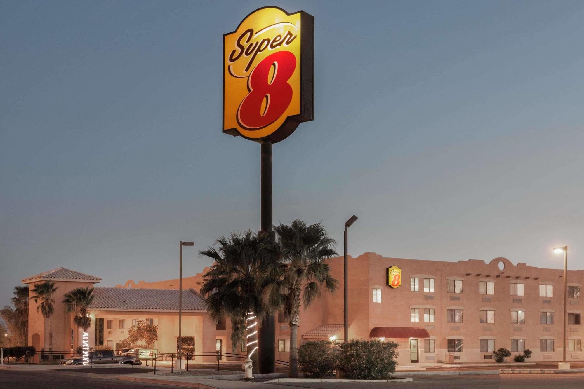 Super 8 By Wyndham Yuma Hotel Exterior foto