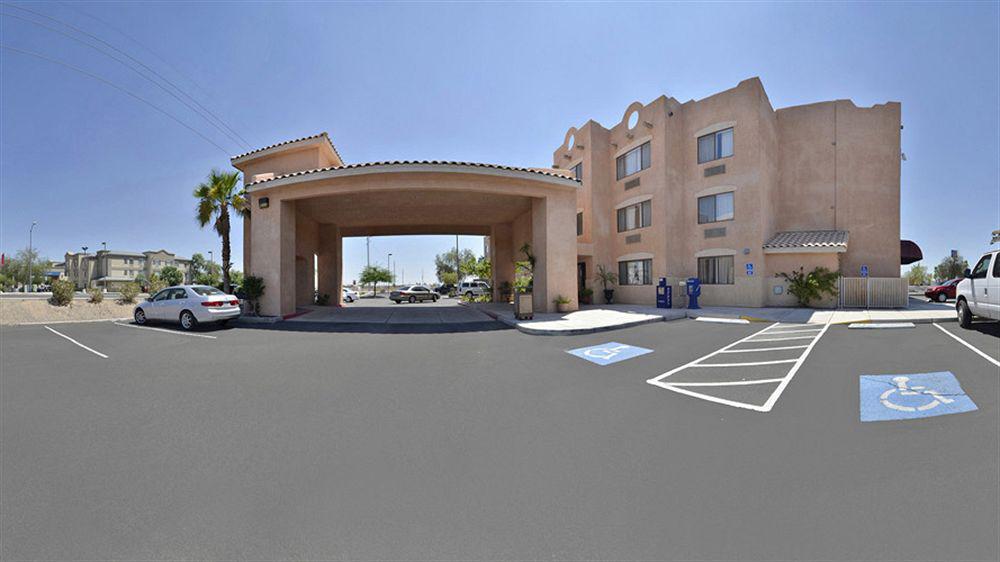 Super 8 By Wyndham Yuma Exterior foto