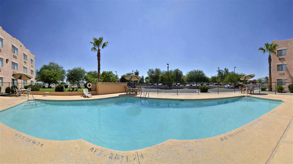 Super 8 By Wyndham Yuma Exterior foto